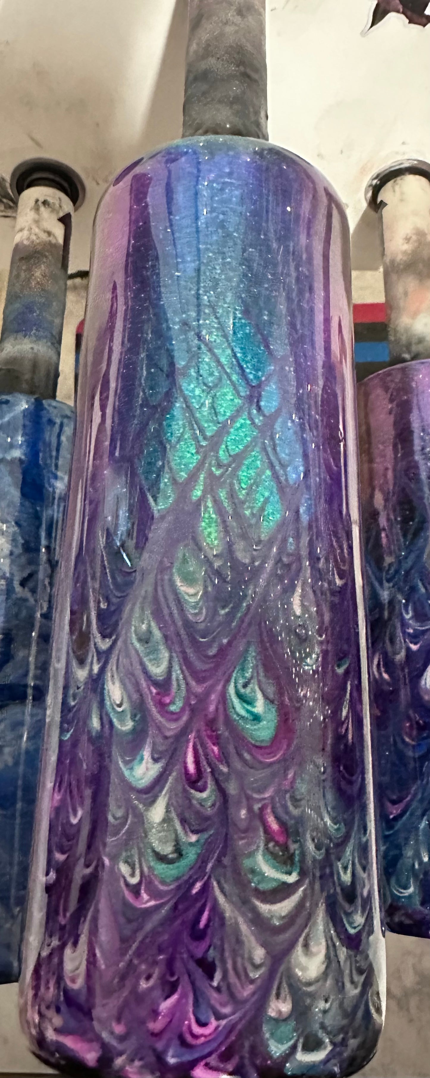 Color changing purple and teal SPOT CUP